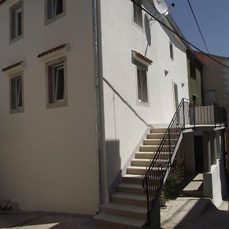 Apartments Dobrinj מראה חיצוני תמונה