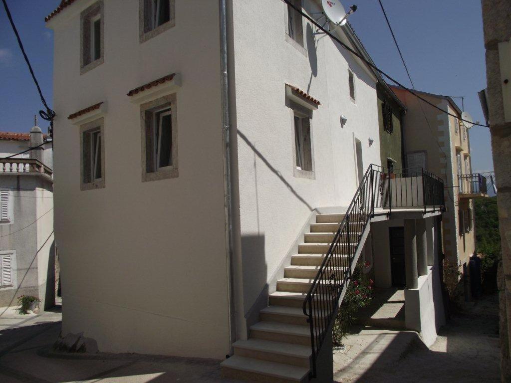 Apartments Dobrinj מראה חיצוני תמונה